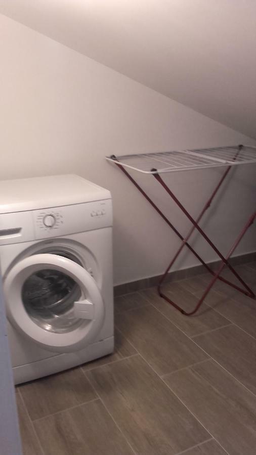 Studio Apartman Lady Appartement Njivice Buitenkant foto
