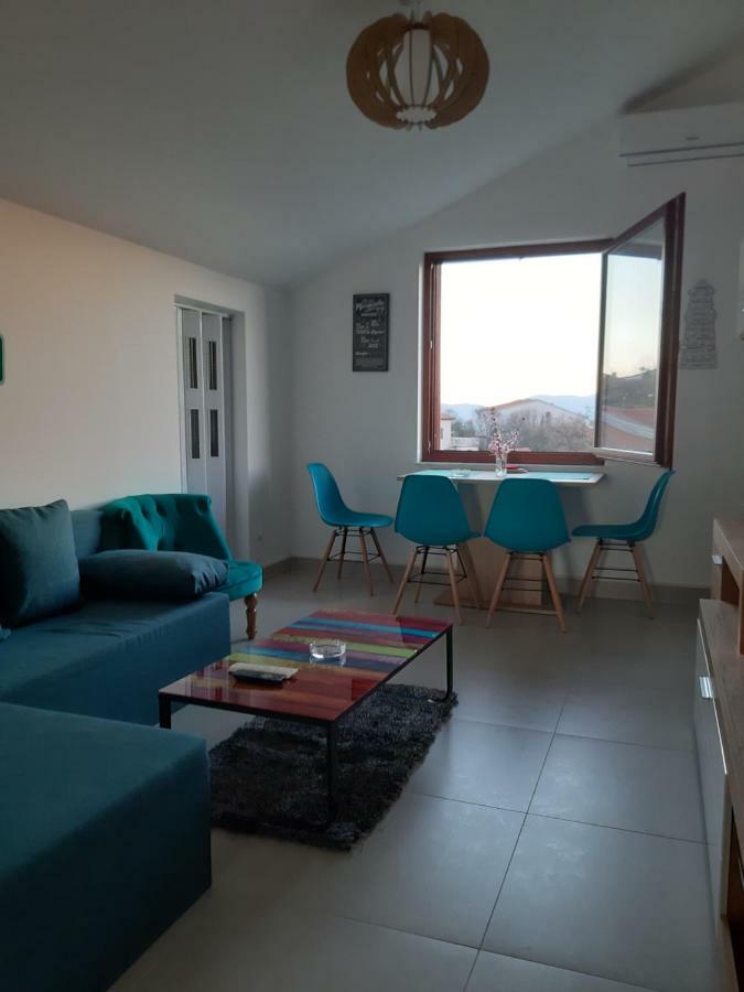 Studio Apartman Lady Appartement Njivice Buitenkant foto